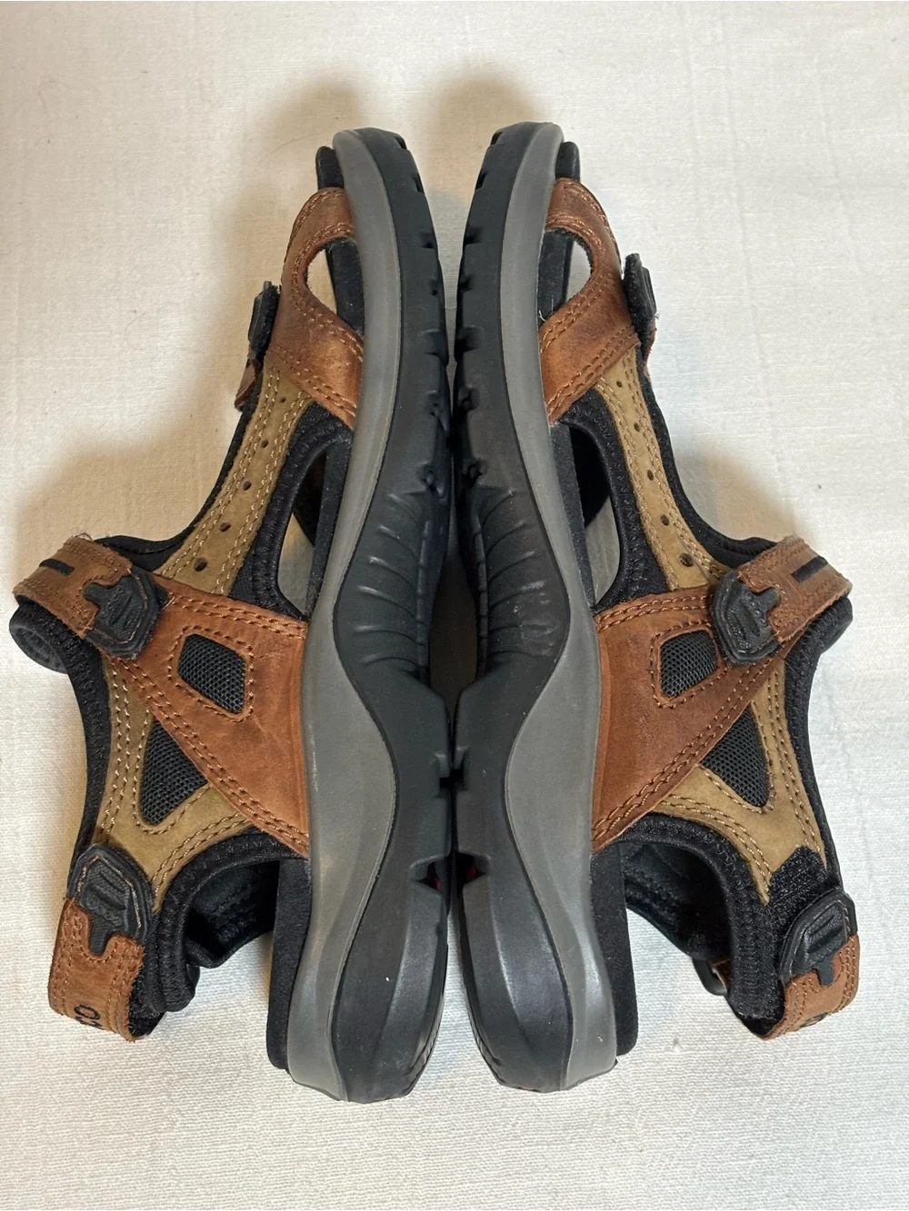 ECCO Offroad Yucatan Sport Leather Sandal-Bison/Mineral/Black-Women Size 40/US 9